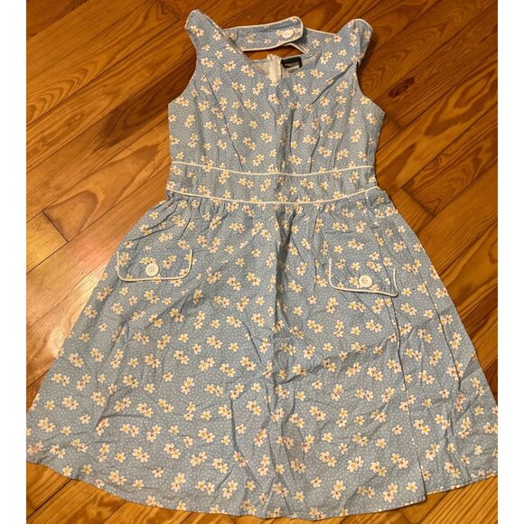 Retrolicious Dresses & Skirts - **SOLD** Retrolicious Pastel Blue Daisy Print Retro Style Dress